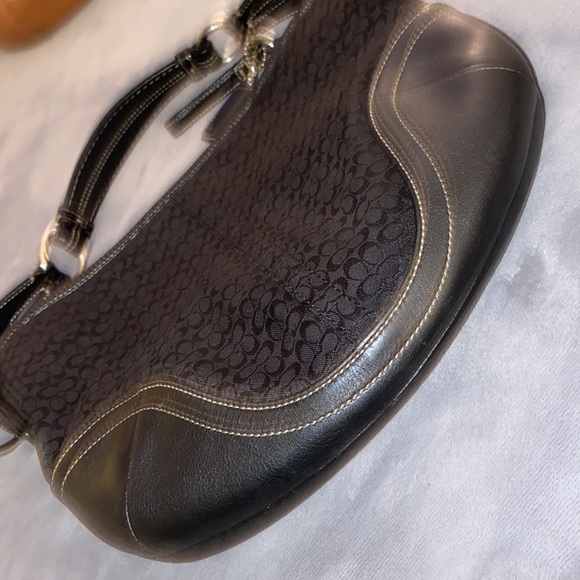 Coach purse - Picture 6 of 12